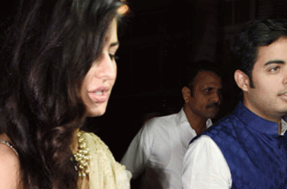 is-akash-ambani-mukesh-ambanis-son-in-close-relation-with-bollywood-actress-katrina-kaif-indialivetoday