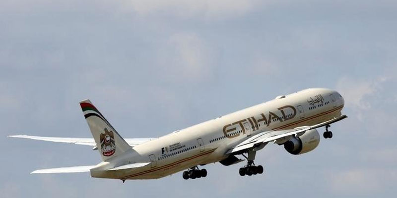 Foreigners living in Qatar with residence visas will no longer be eligible for visas on arrival into the United Arab Emirates, a spokesman for Etihad Airways added.